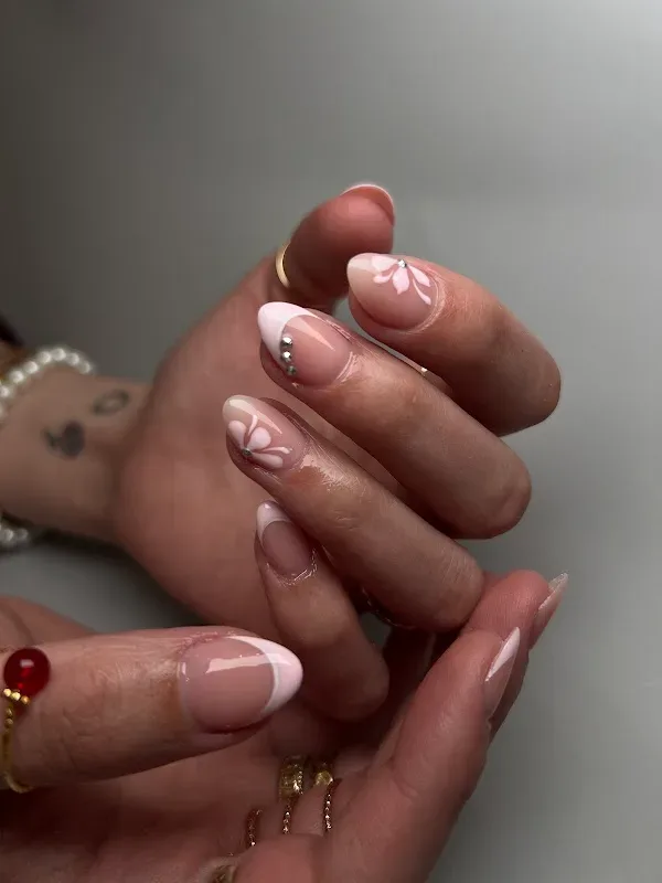 Honey Nail Lounge — Nail salon in Webster